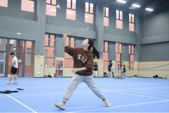 展青春活力 耀“羽”众不同 ——徐州工程学院金融学院举办新生羽毛球赛