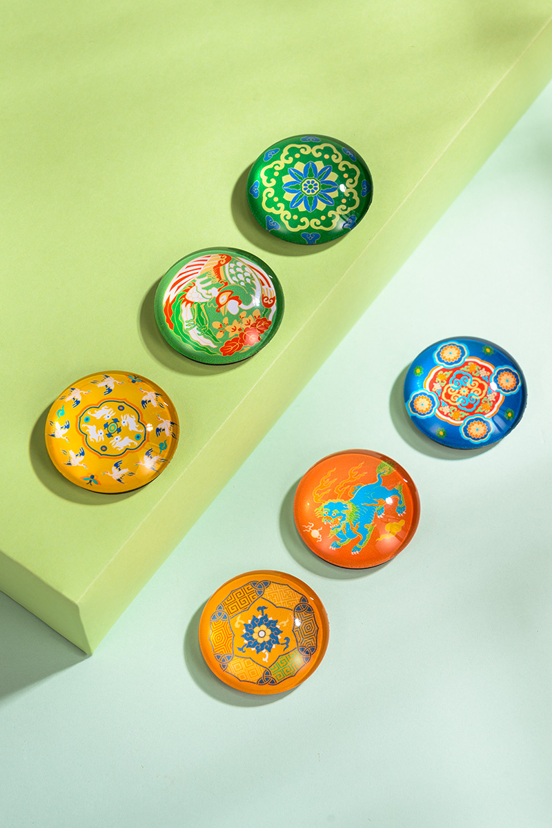 故宫文具：将刺绣纹样做到文具上，有亿点美！