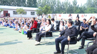 “点亮科技创新之光 共筑强国复兴之路”公民科学素质提升科普活动在廊坊经济开发区第三小学成功举办