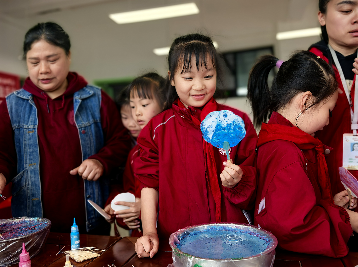指尖传非遗，童心润文明--海滨小学彗行校区非遗宣传体验活动第3张