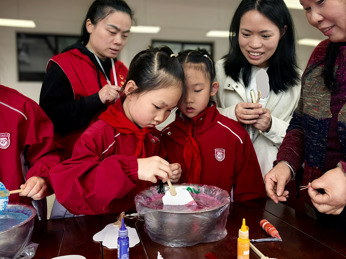指尖传非遗，童心润文明--海滨小学彗行校区非遗宣传体验活动第5张