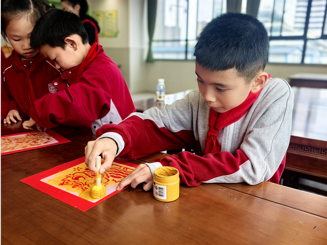 指尖传非遗，童心润文明--海滨小学彗行校区非遗宣传体验活动第8张