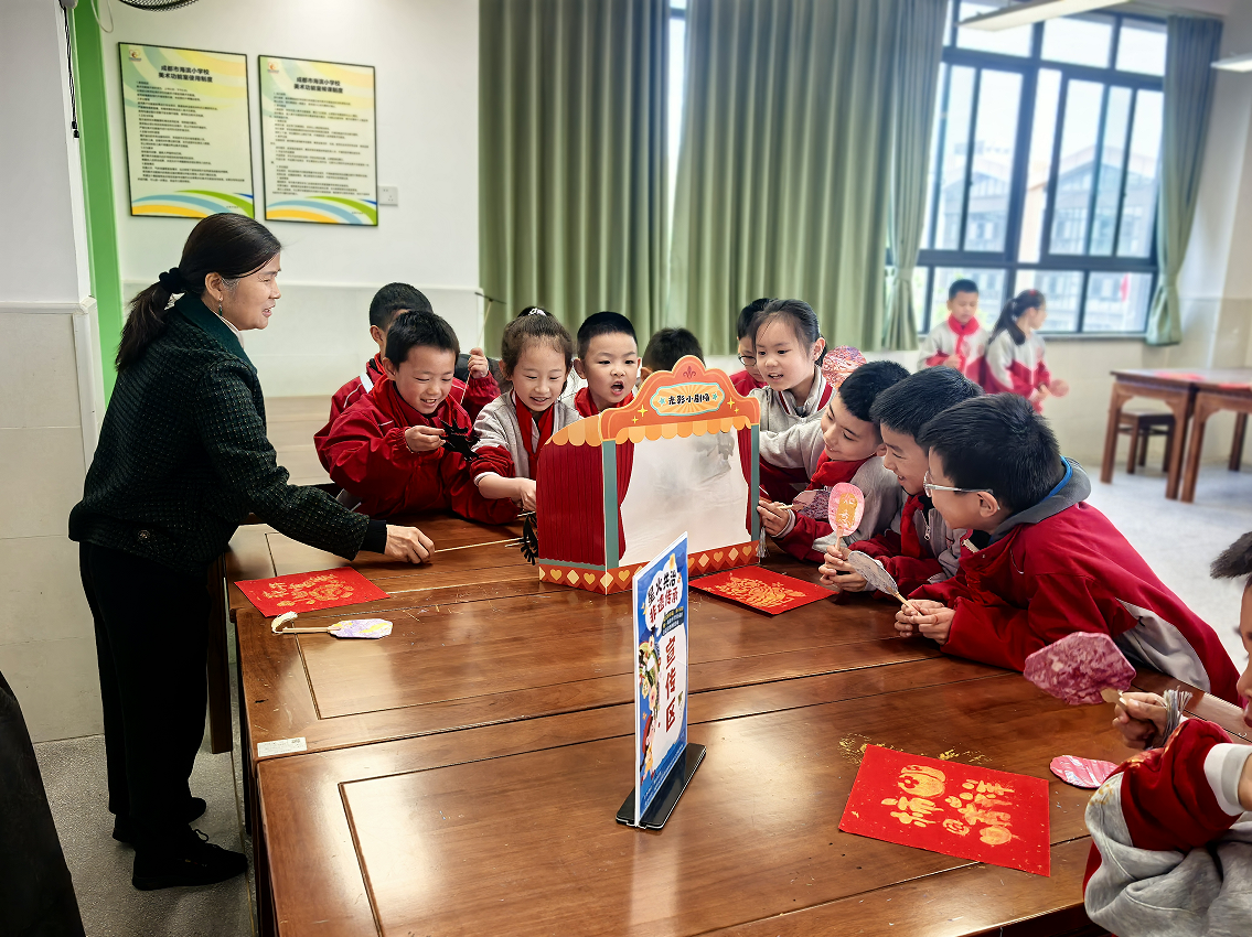 指尖传非遗，童心润文明--海滨小学彗行校区非遗宣传体验活动第10张