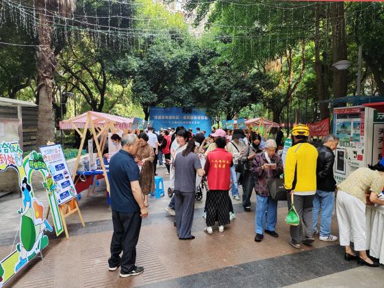 “邻里集市进社区•便民服务零距离”--仁义路邻里集市第1张