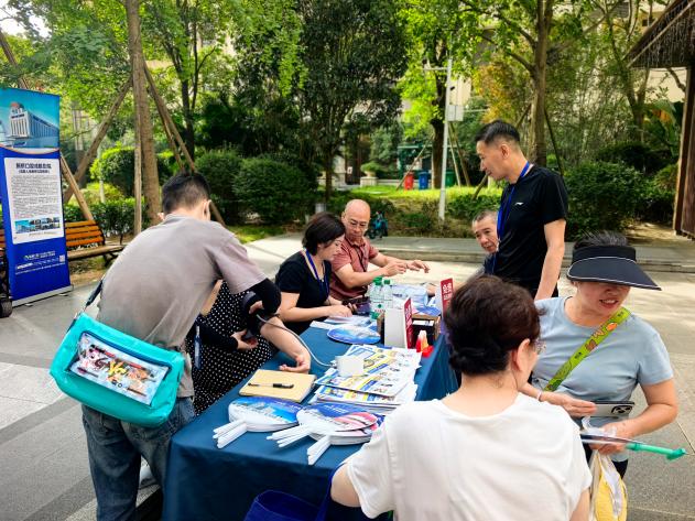 西林社区“健康生活进院落，便民集市暖人心” 微活动第7张